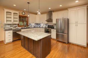 12-Kitchen