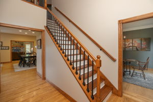 24-Foyer