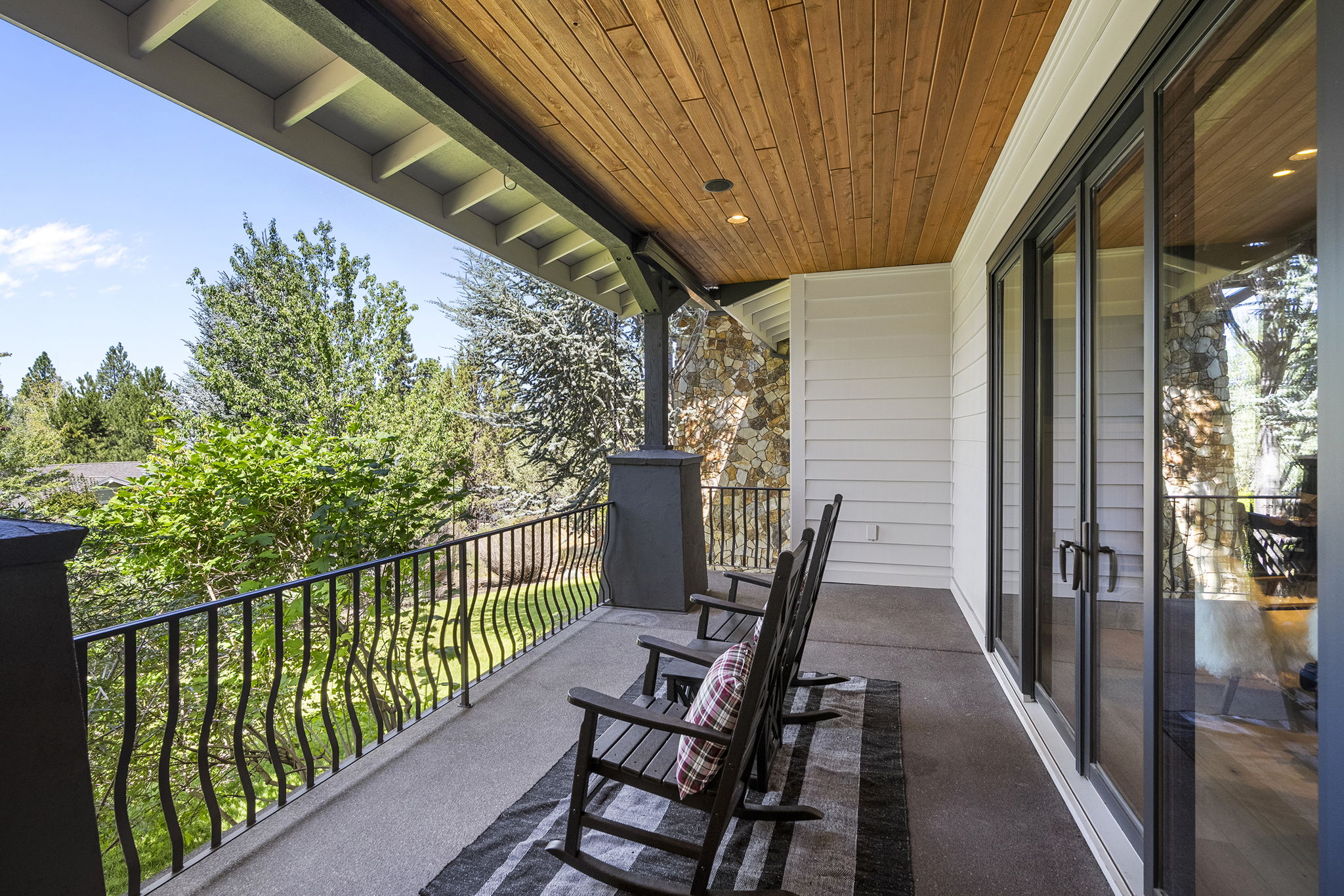 Charming front porch (it wraps around to the side too)