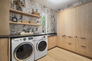 Also has a utility sink