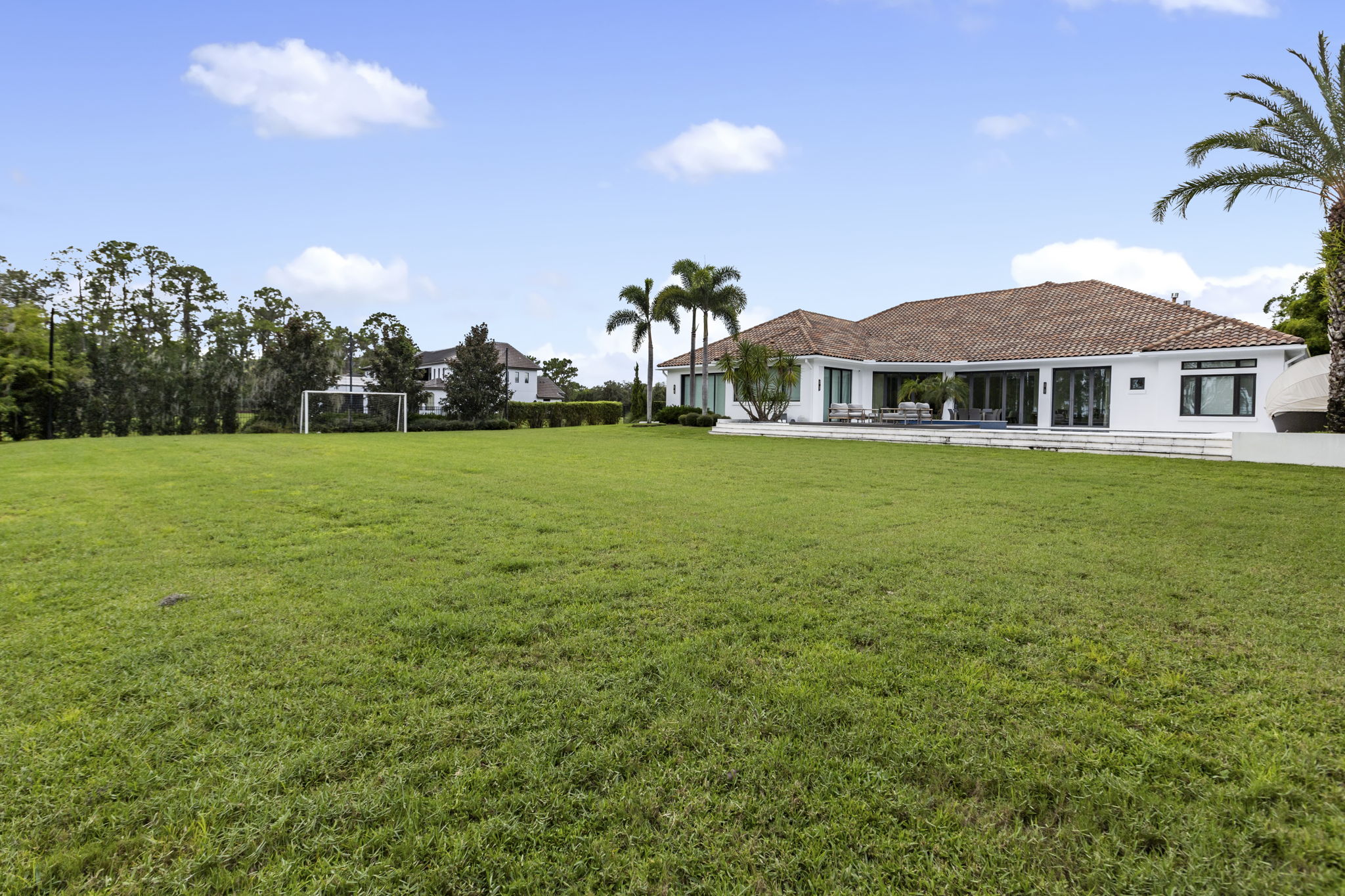 59_6149 grosvenor shore dr-59