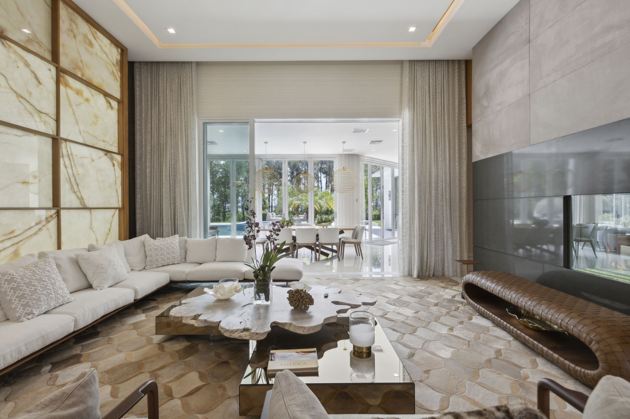 27_6149 grosvenor shore dr-27