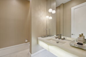 51_6149 grosvenor shore dr-51