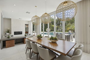 17_6149 grosvenor shore dr-17