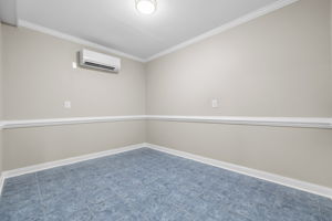  Photo 34