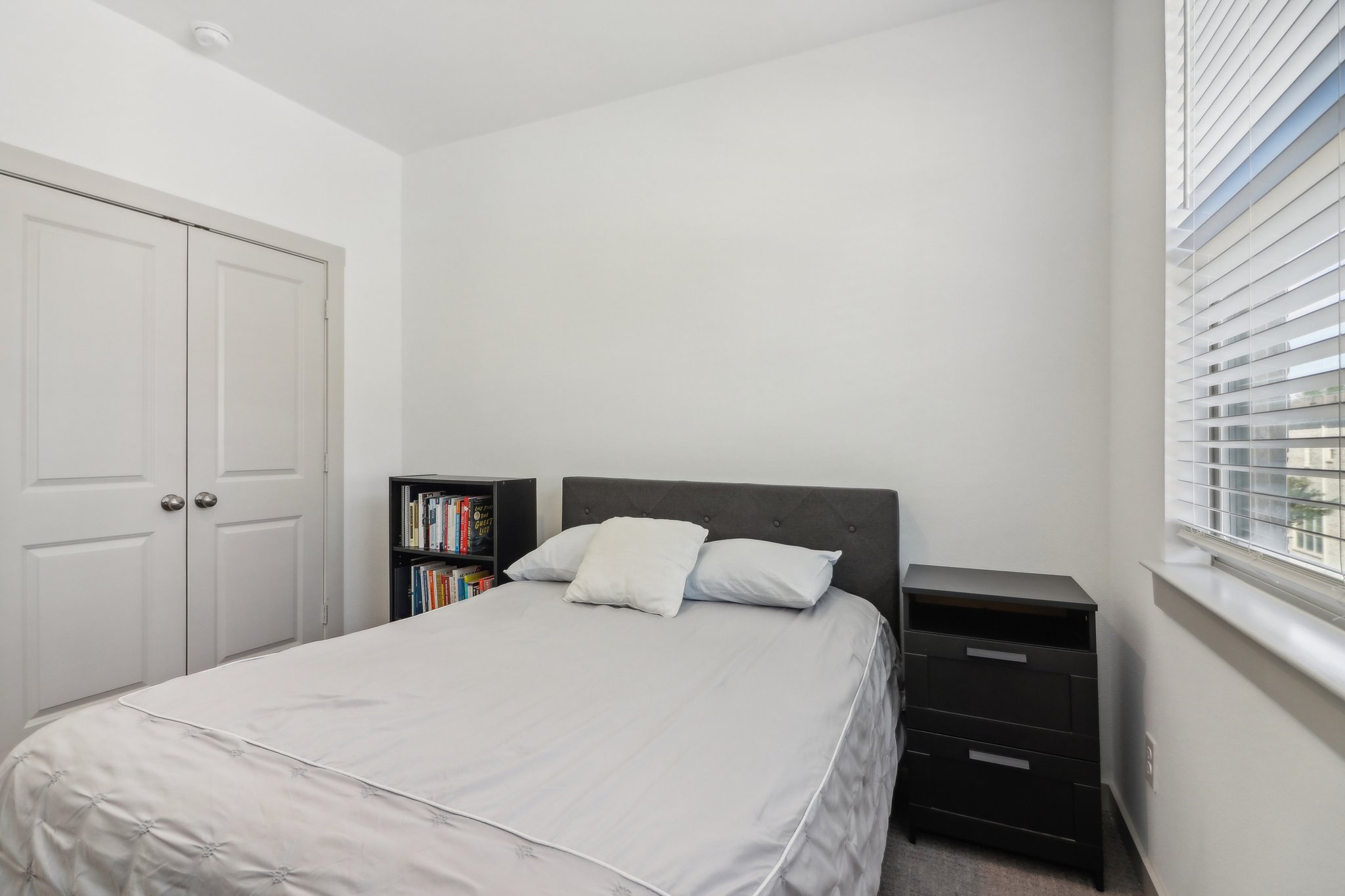 Arapaho Dr-019.jpg