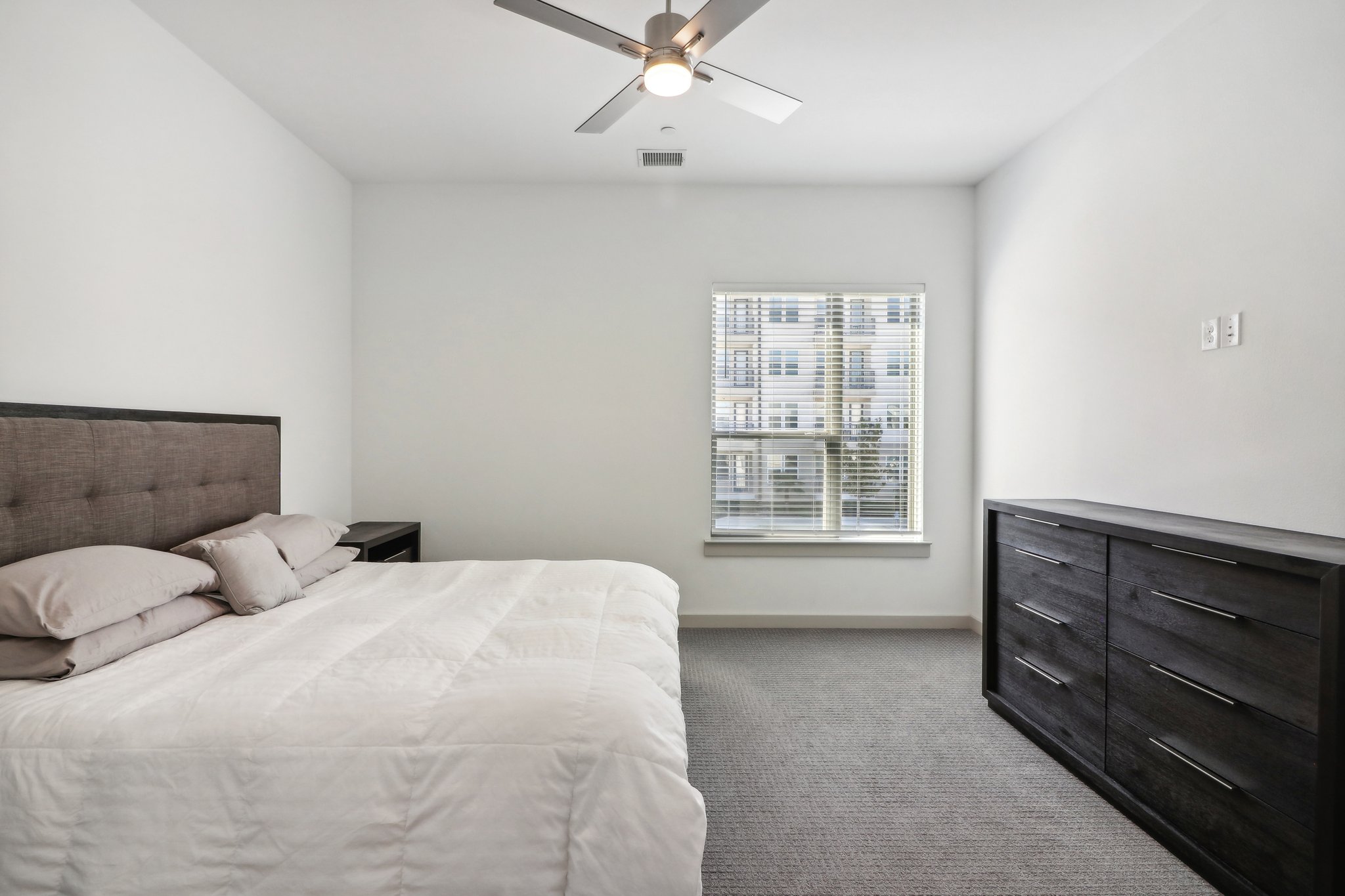 Arapaho Dr-029.jpg