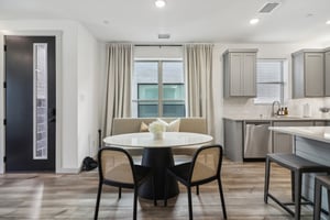 Arapaho Dr-010.jpg