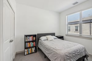 Arapaho Dr-018.jpg