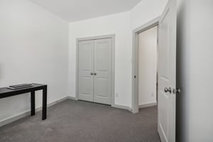 Arapaho Dr-025.jpg