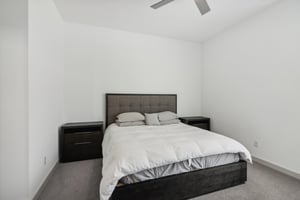 Arapaho Dr-030.jpg