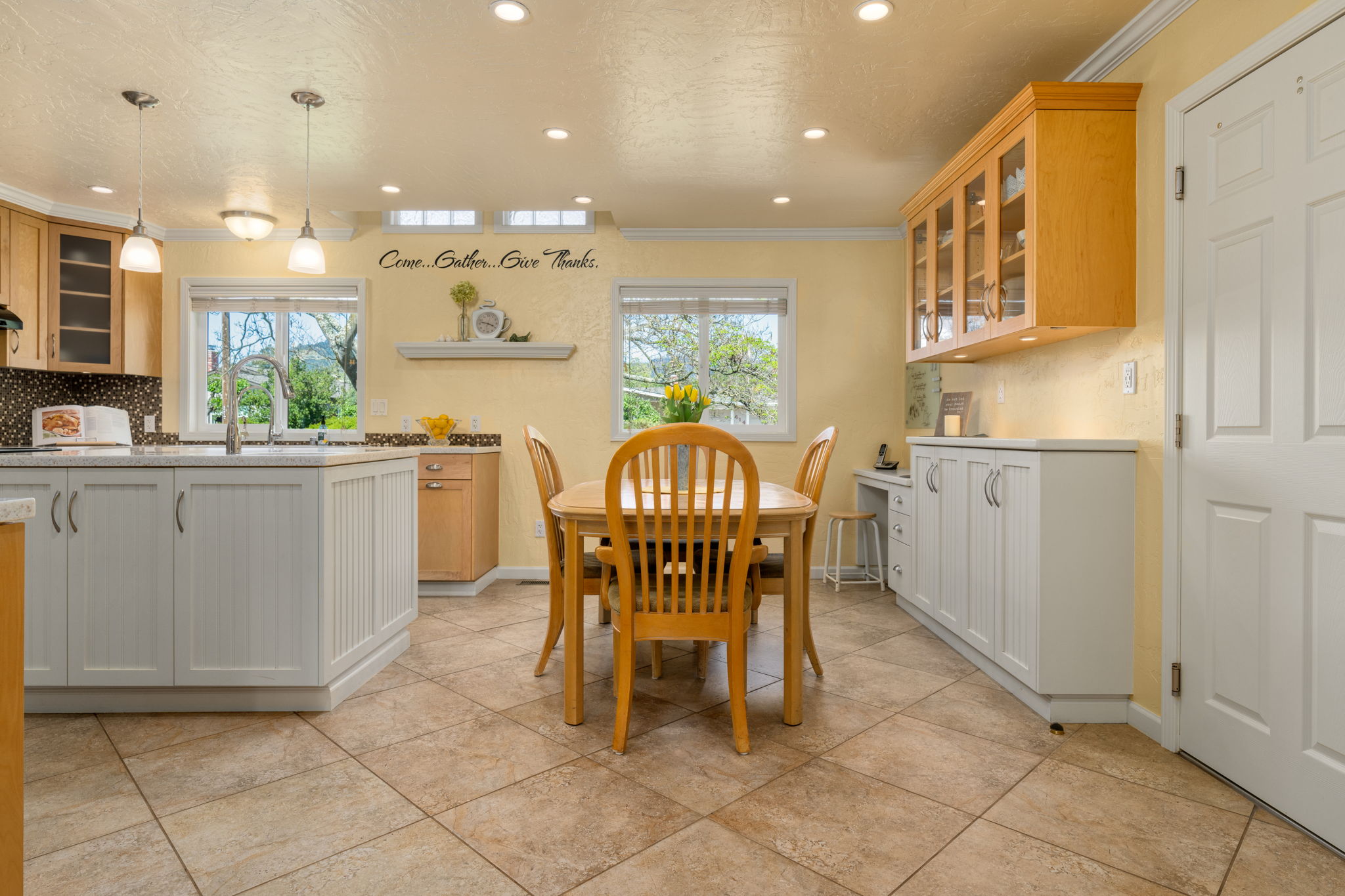 615 Benicia Dr, Santa Rosa, CA 95409, USA Photo 24