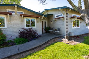 615 Benicia Dr, Santa Rosa, CA 95409, USA Photo 9