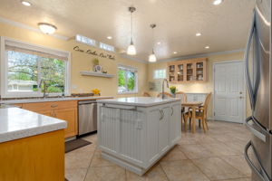 615 Benicia Dr, Santa Rosa, CA 95409, USA Photo 15