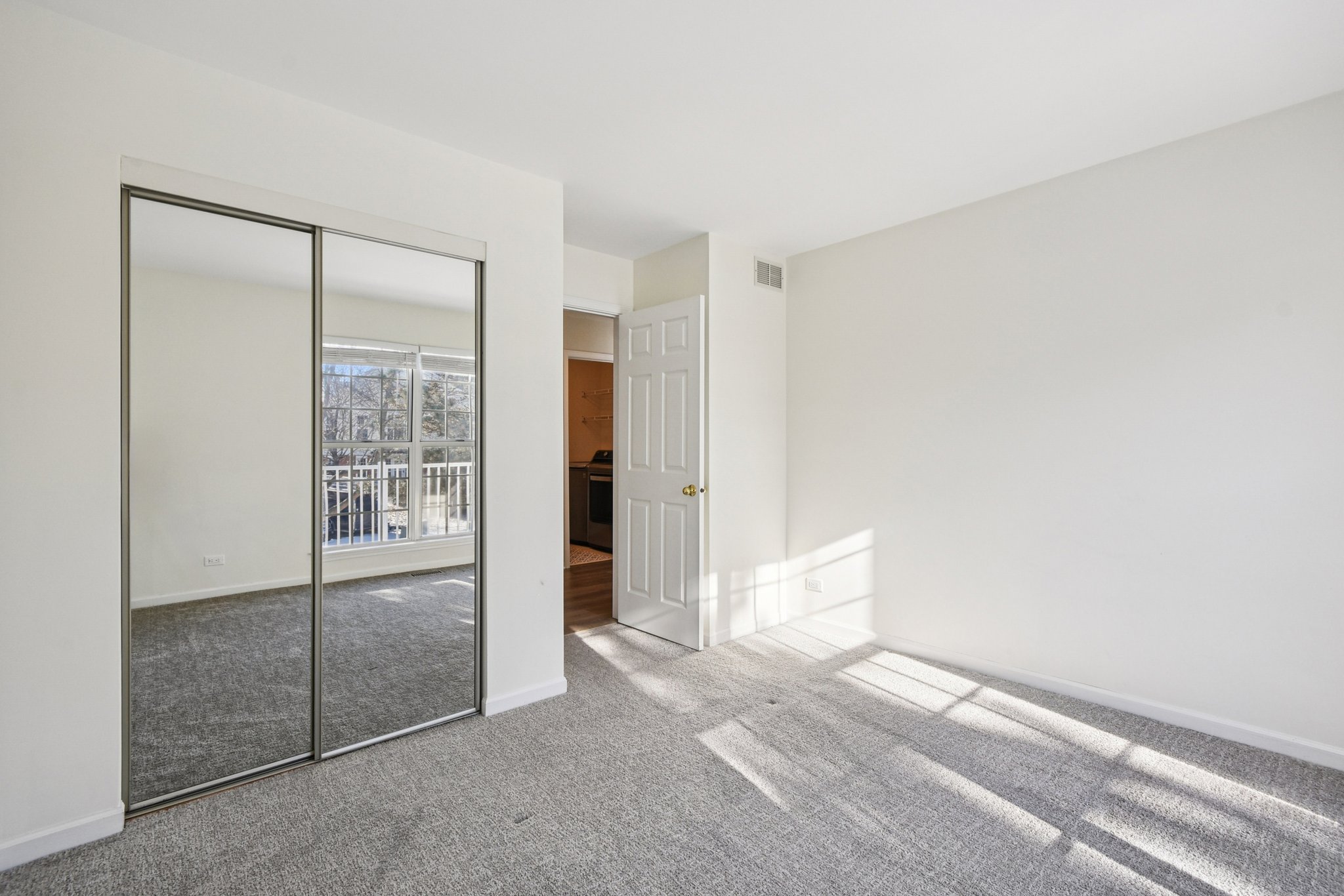 Grosse Pointe Cir-S0301-023.jpg