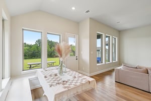 Livermore St-L2404-009.jpg