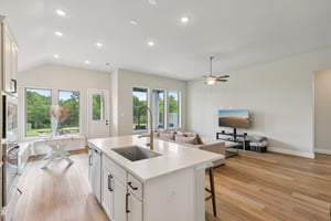 Livermore St-L2404-012.jpg