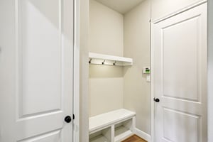 Livermore St-L2404-026.jpg