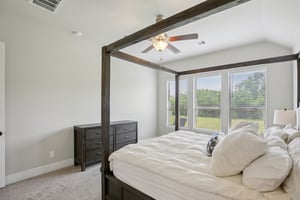 Livermore St-L2404-030.jpg