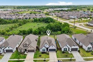 Livermore St-L2404-040.jpg