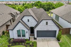 Livermore St-L2404-047.jpg