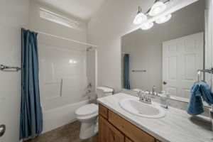  Photo 32