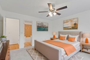 DSC03837 virtually staged.jpeg