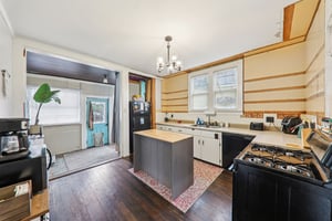 615 N Montgomery Ave-S1604-018.jpg