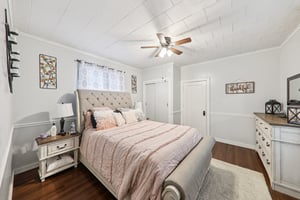 615 N Montgomery Ave-S1604-020.jpg