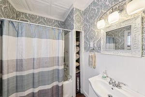 615 N Montgomery Ave-S1604-026.jpg