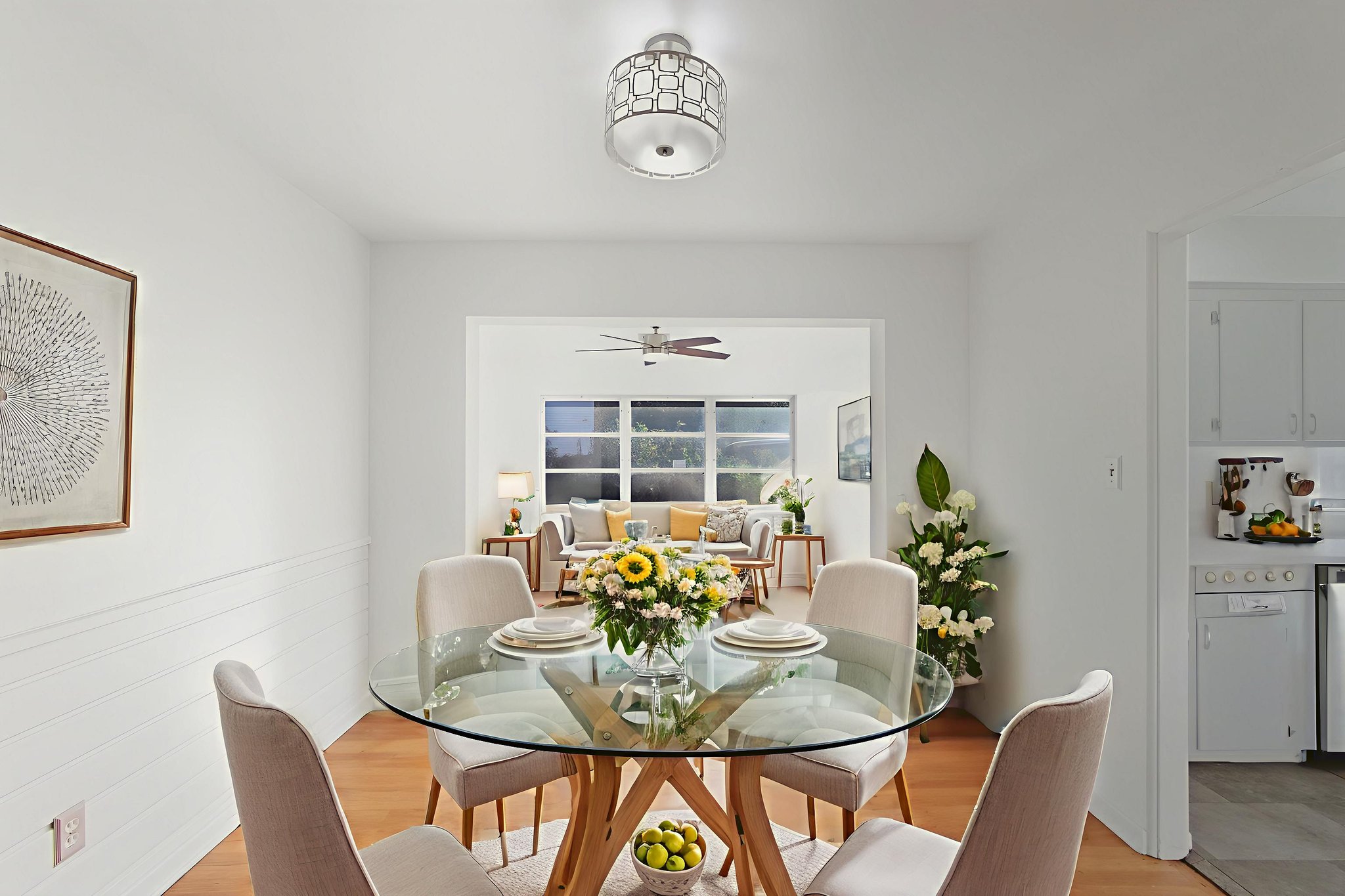 6Y8A1404 virtually staged.jpeg