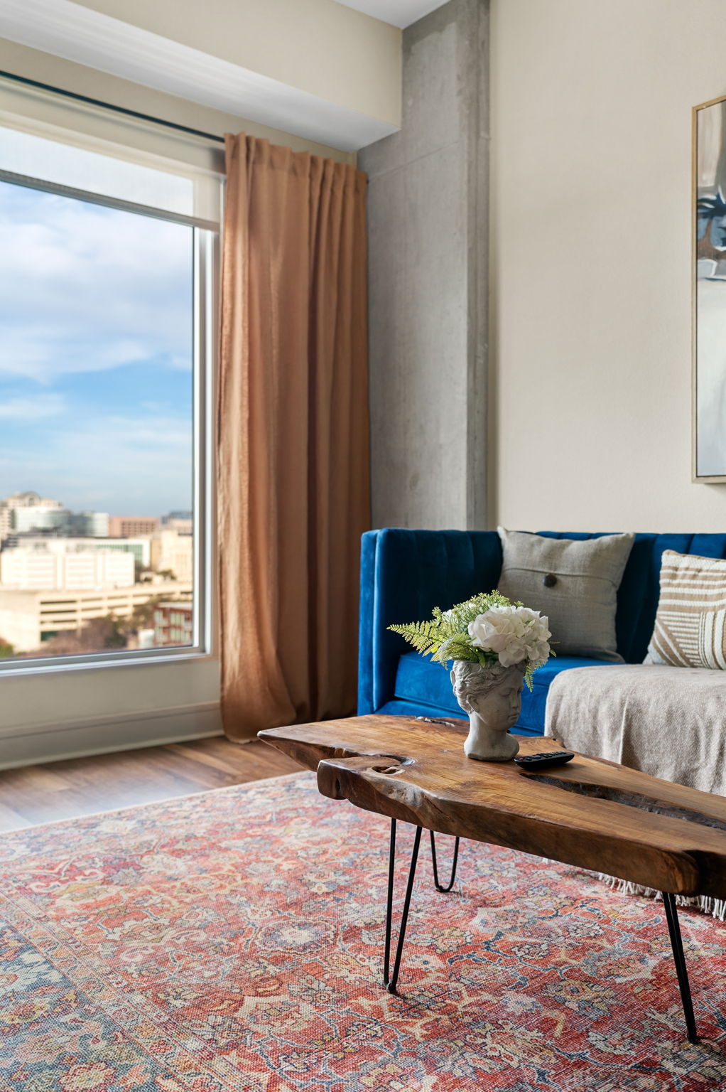 615 W 7th St, Austin, TX 78701, USA Photo 25