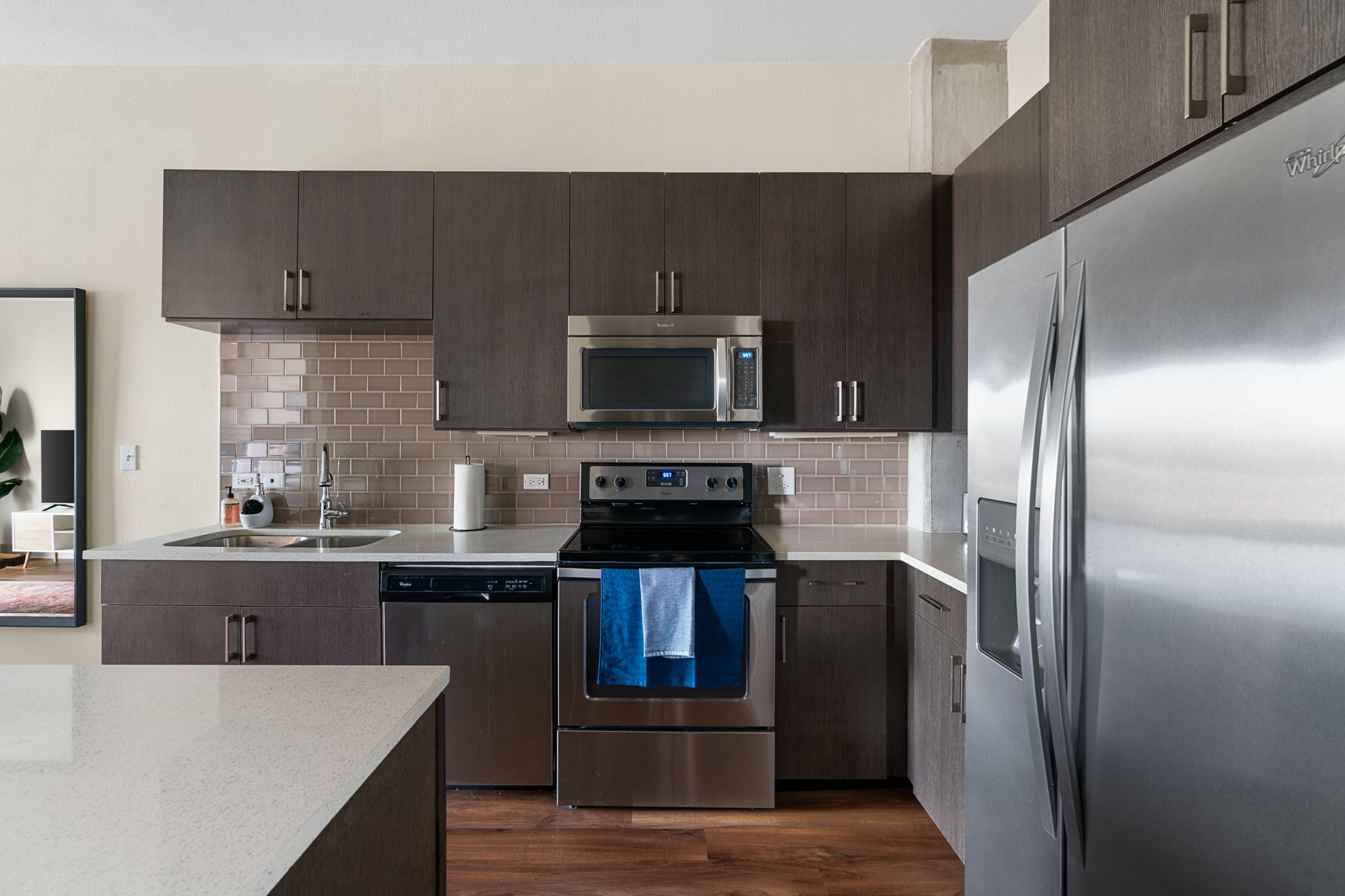 615 W 7th St, Austin, TX 78701, USA Photo 45