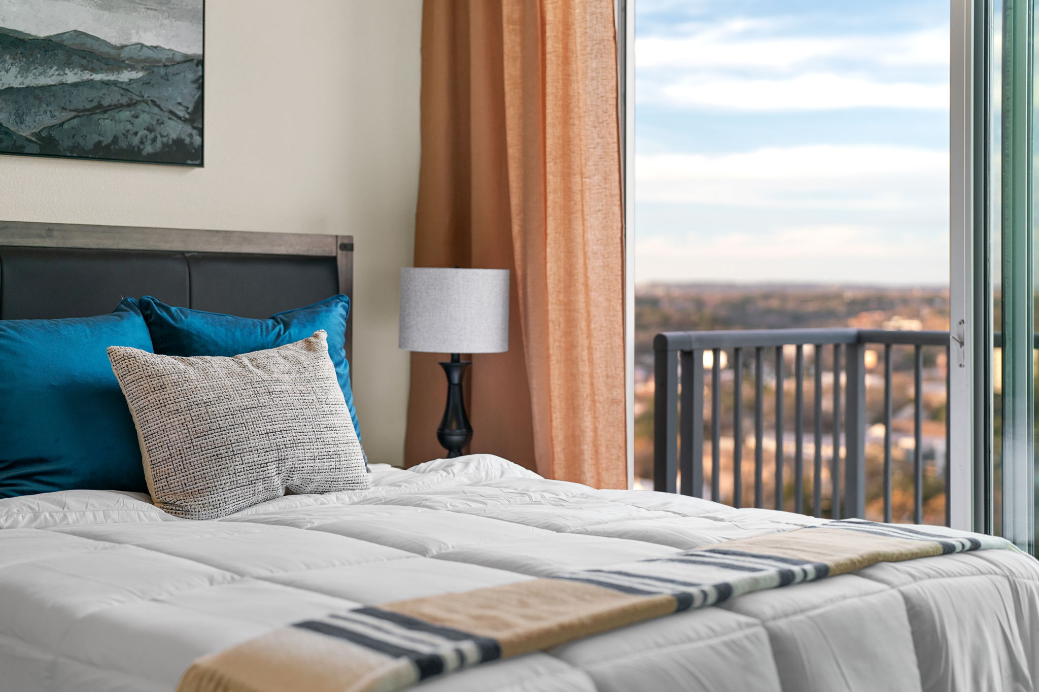 615 W 7th St, Austin, TX 78701, USA Photo 37