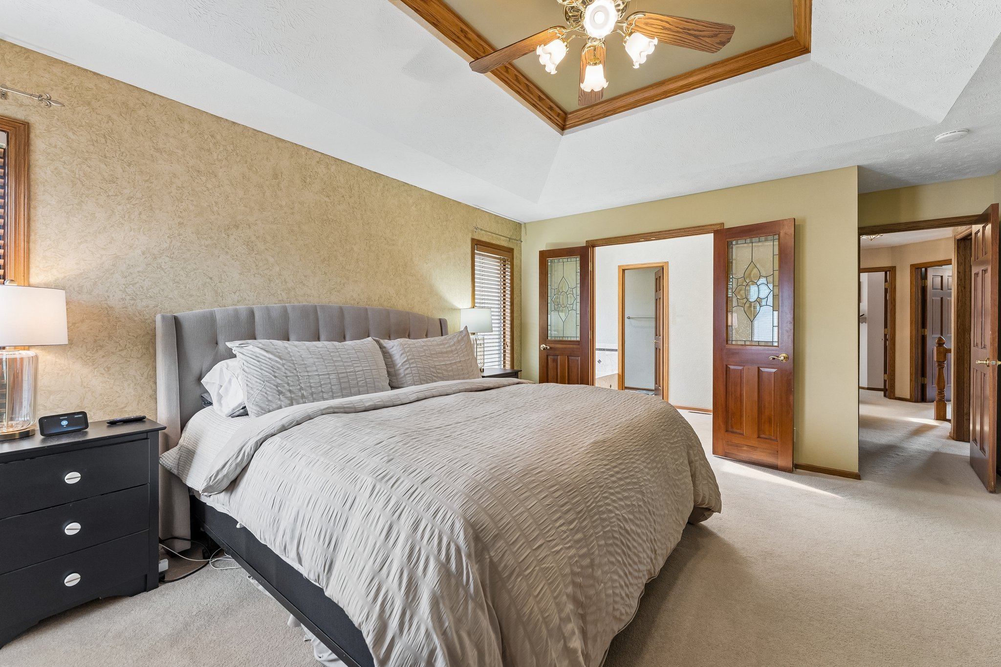 8740 - 6151 S 102nd Ave_015.jpg