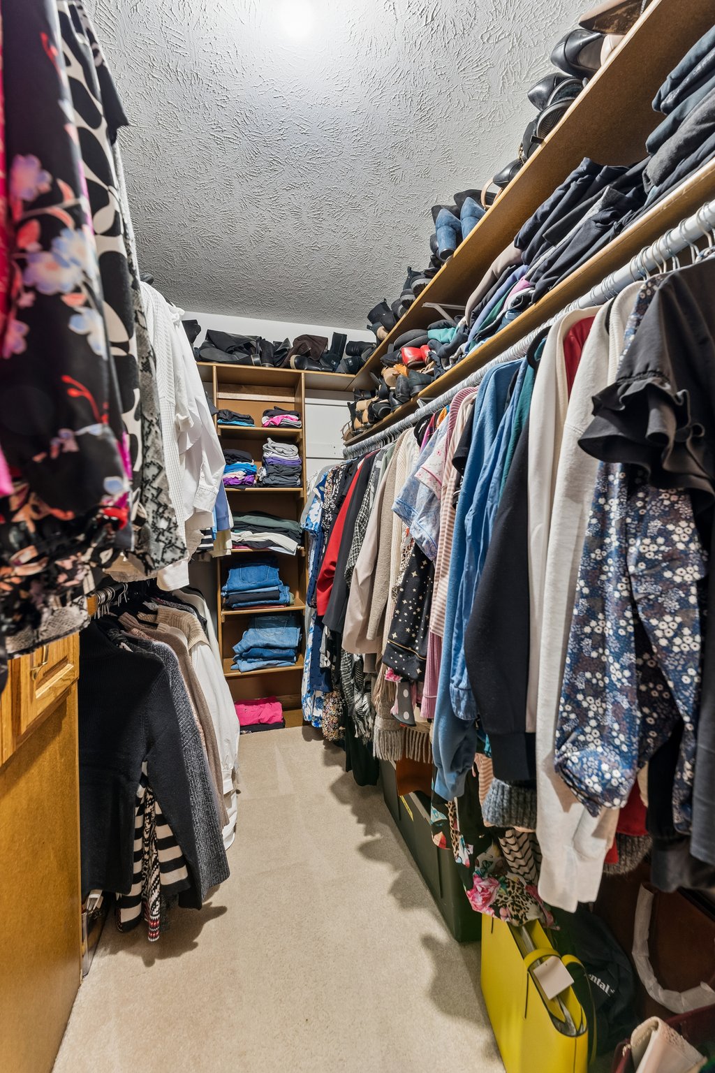 8740 - 6151 S 102nd Ave_016.jpg