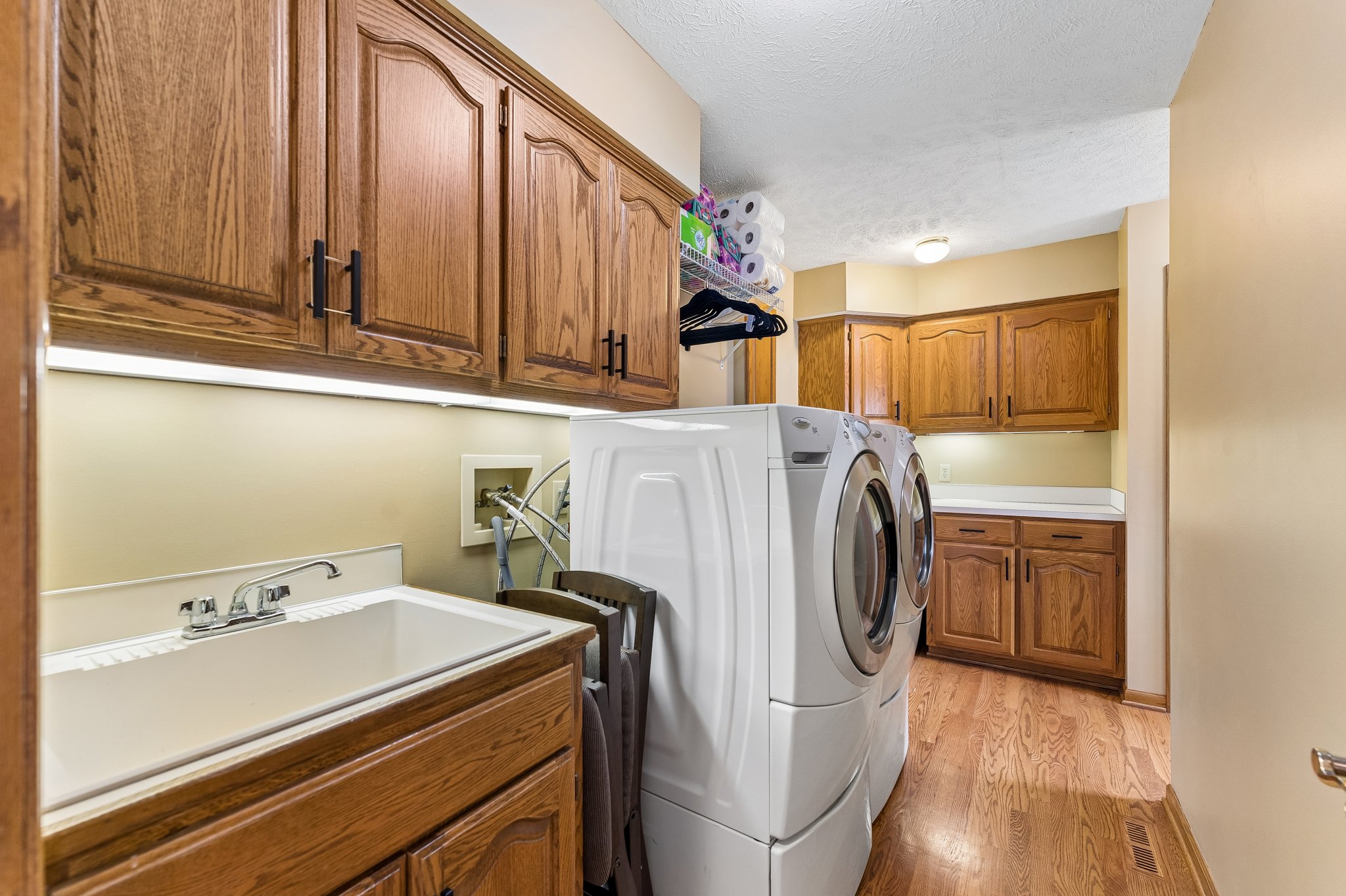 8740 - 6151 S 102nd Ave_038.jpg