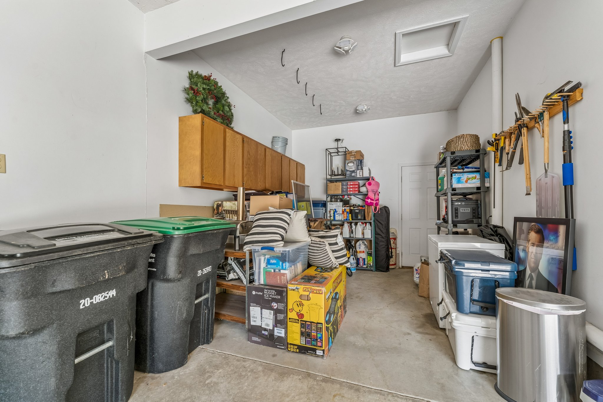8740 - 6151 S 102nd Ave - 005.jpg