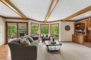 8740 - 6151 S 102nd Ave_004.jpg