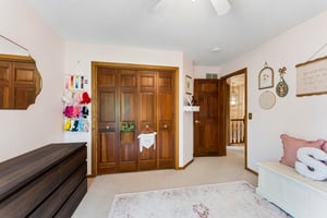 8740 - 6151 S 102nd Ave_023.jpg