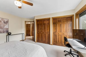 8740 - 6151 S 102nd Ave_025.jpg