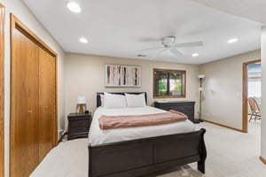 8740 - 6151 S 102nd Ave_028.jpg