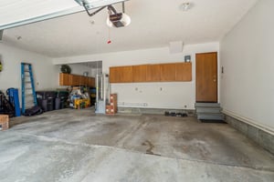 8740 - 6151 S 102nd Ave - 001.jpg