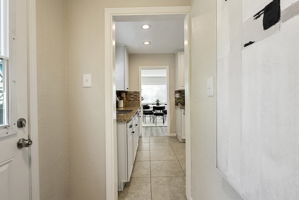  Photo 30