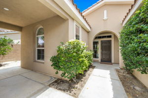  61524 Topaz Dr, La Quinta, CA 92253, US Photo 6