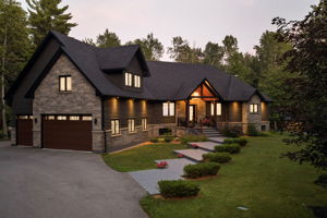  Photo 0