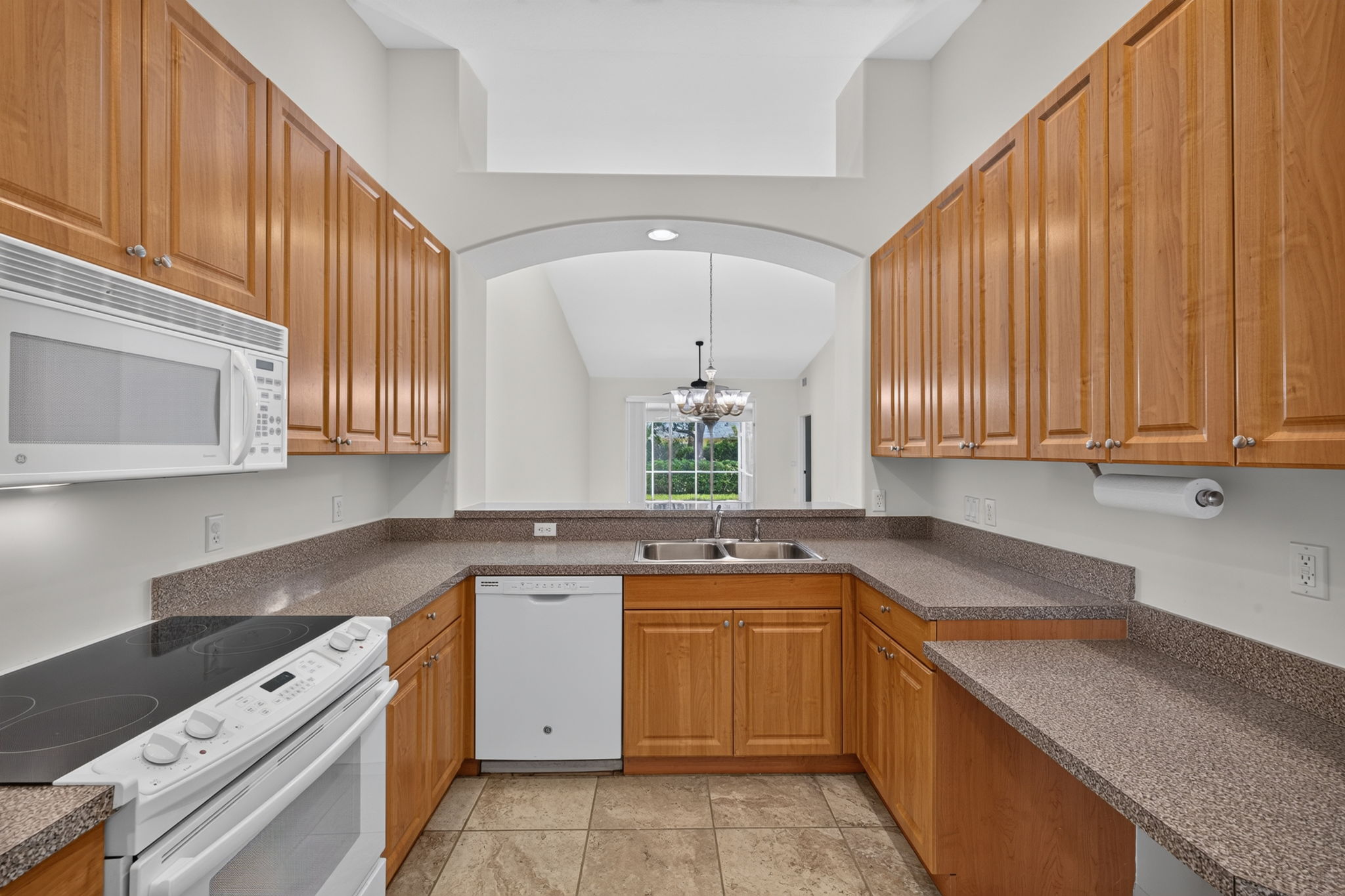 Kitchen 3 of 3