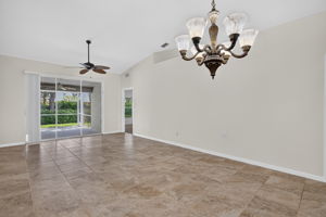 Dining Room 2 of 4