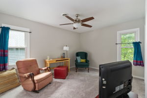  Photo 49