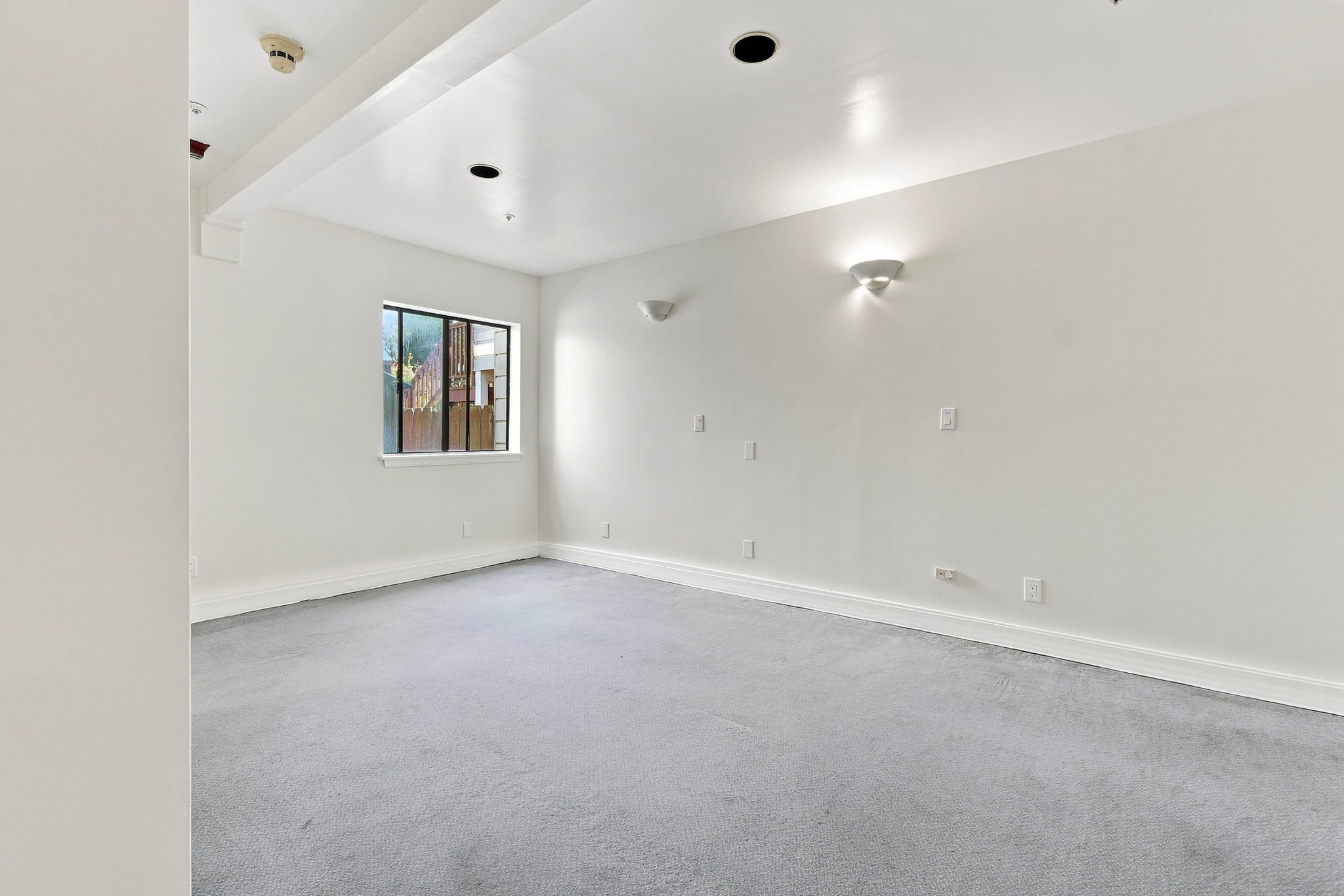 009_F8_616 39th Ave